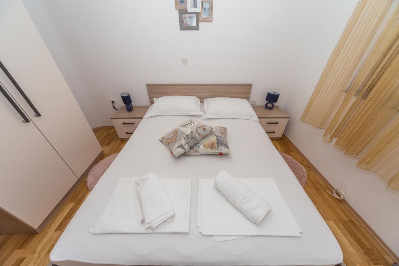 Apartament Jukic Sveti Filip i Jakov Exterior foto