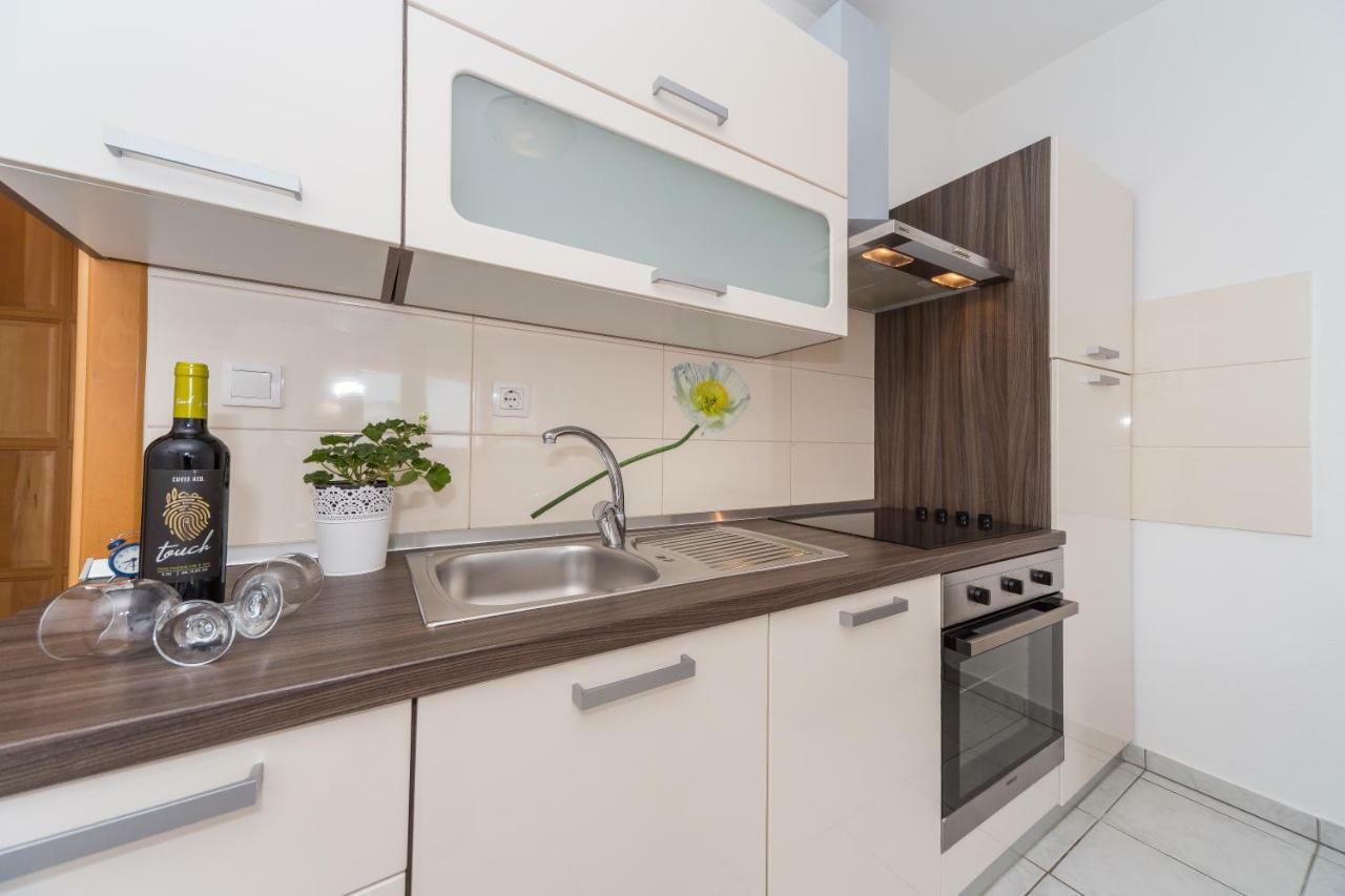 Apartament Jukic Sveti Filip i Jakov Exterior foto